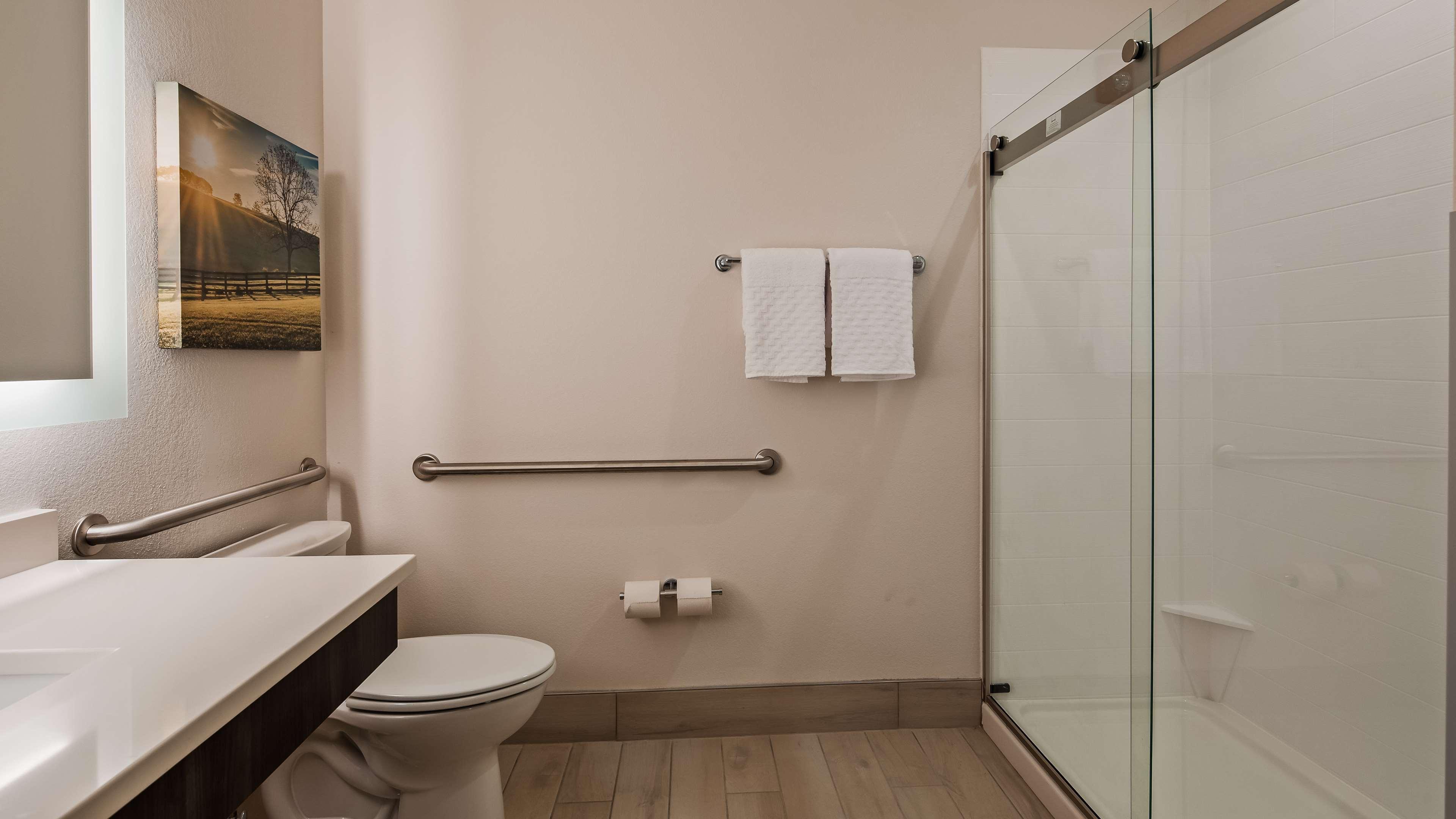 Best Western Plus Elizabethtown Inn & Suites Екстериор снимка