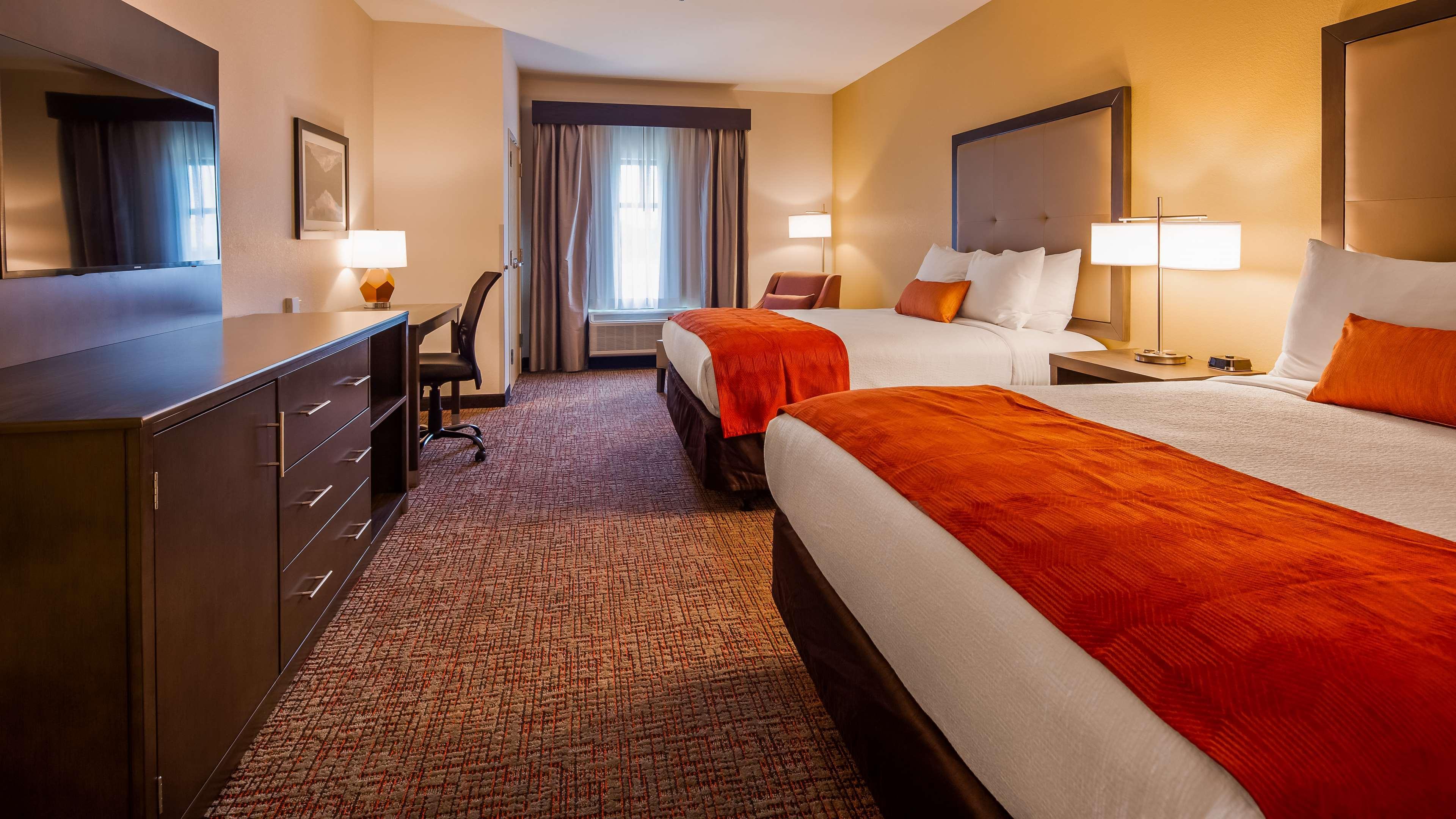 Best Western Plus Elizabethtown Inn & Suites Екстериор снимка