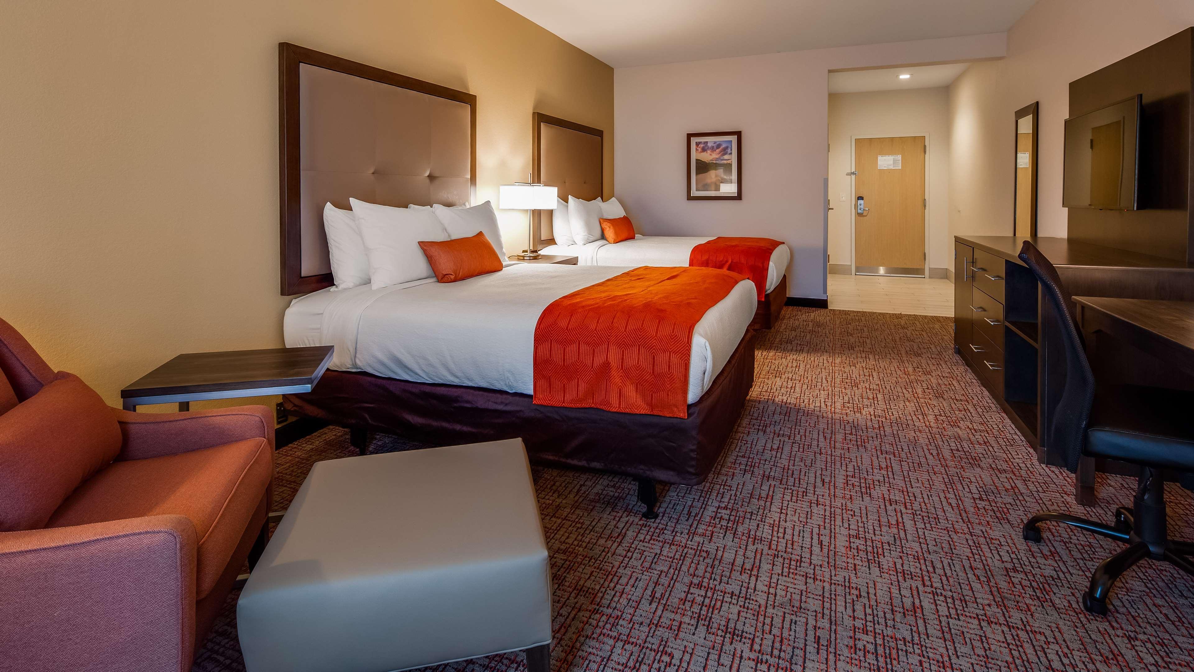 Best Western Plus Elizabethtown Inn & Suites Екстериор снимка