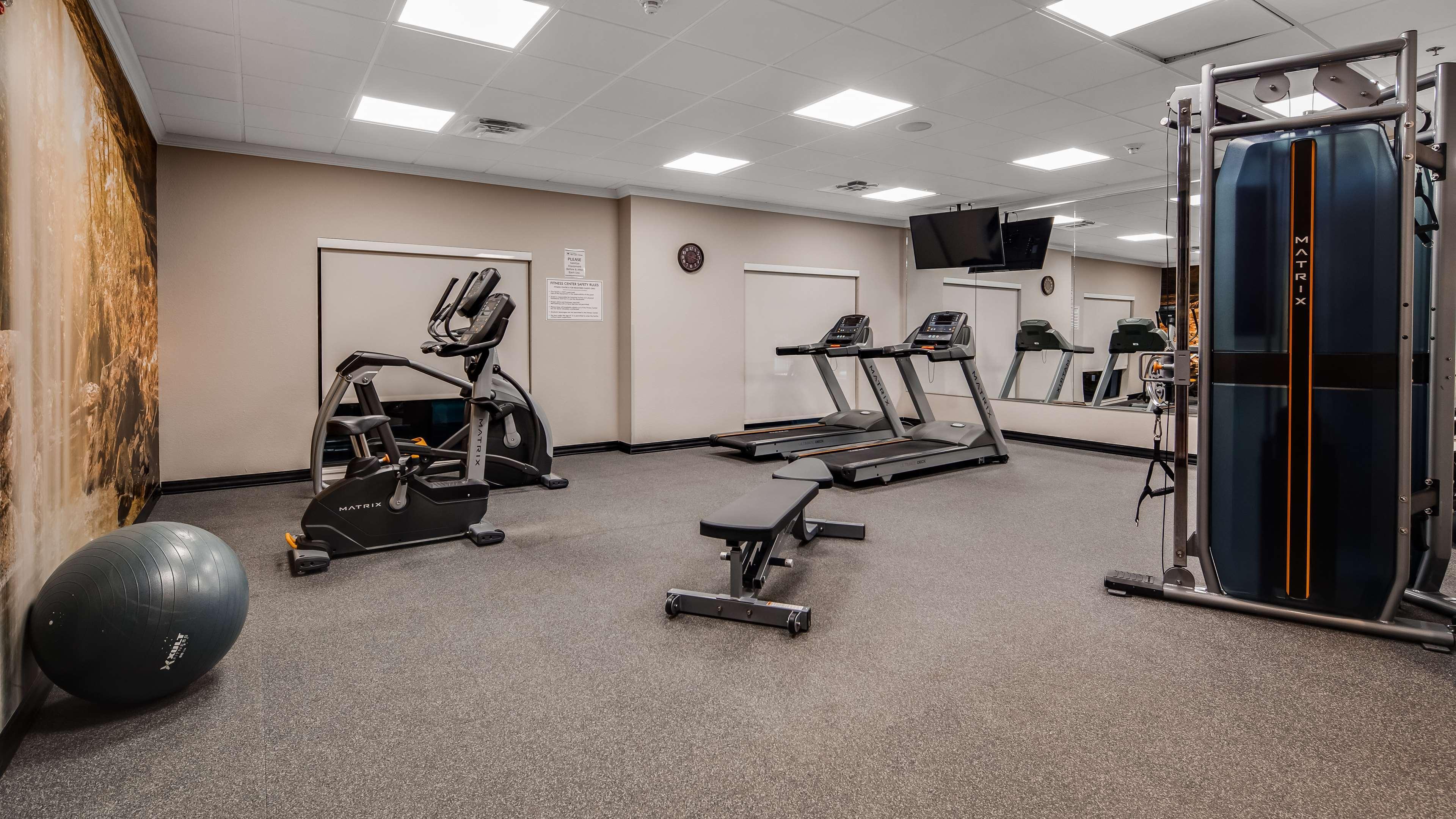 Best Western Plus Elizabethtown Inn & Suites Екстериор снимка