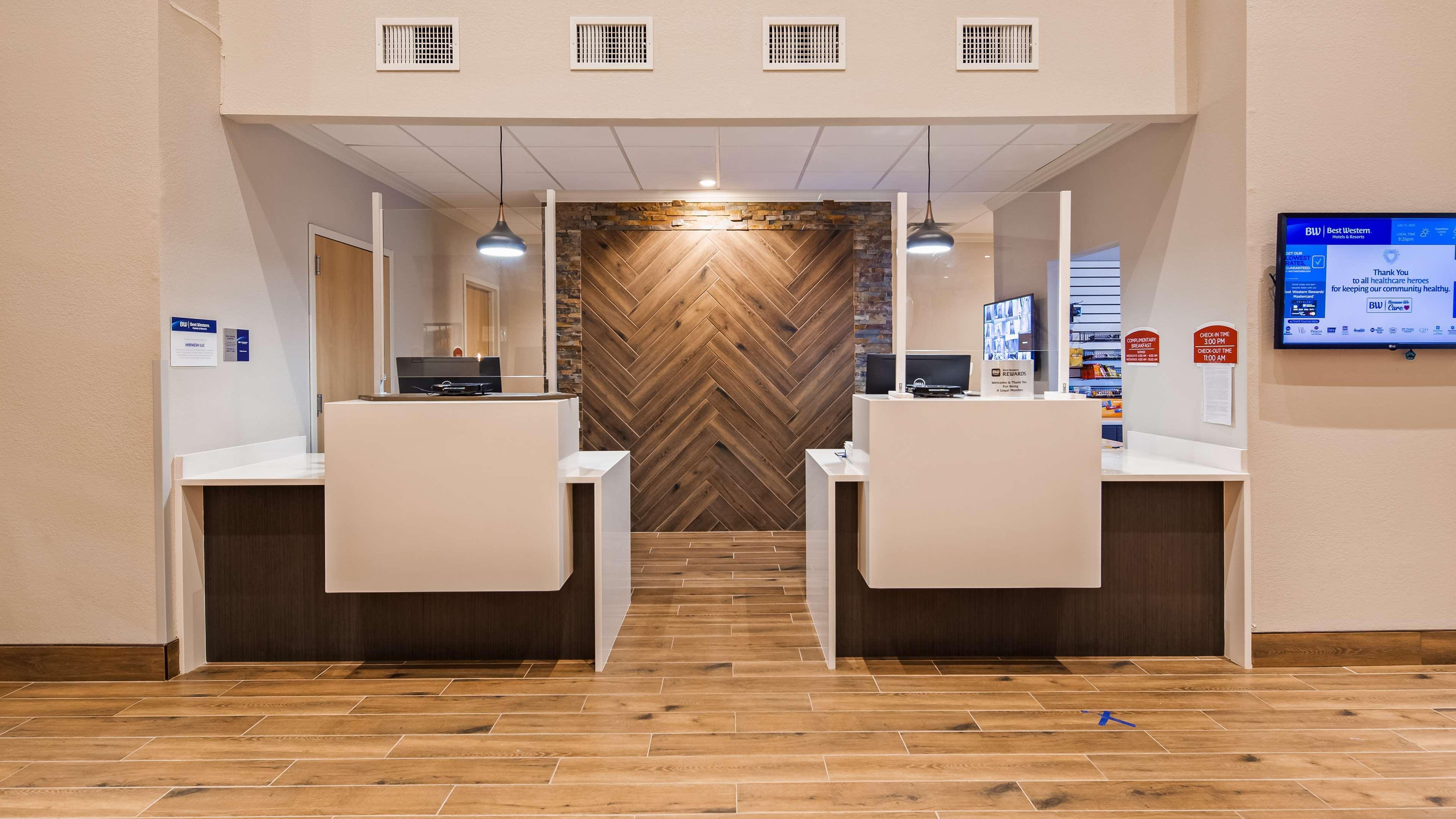 Best Western Plus Elizabethtown Inn & Suites Екстериор снимка