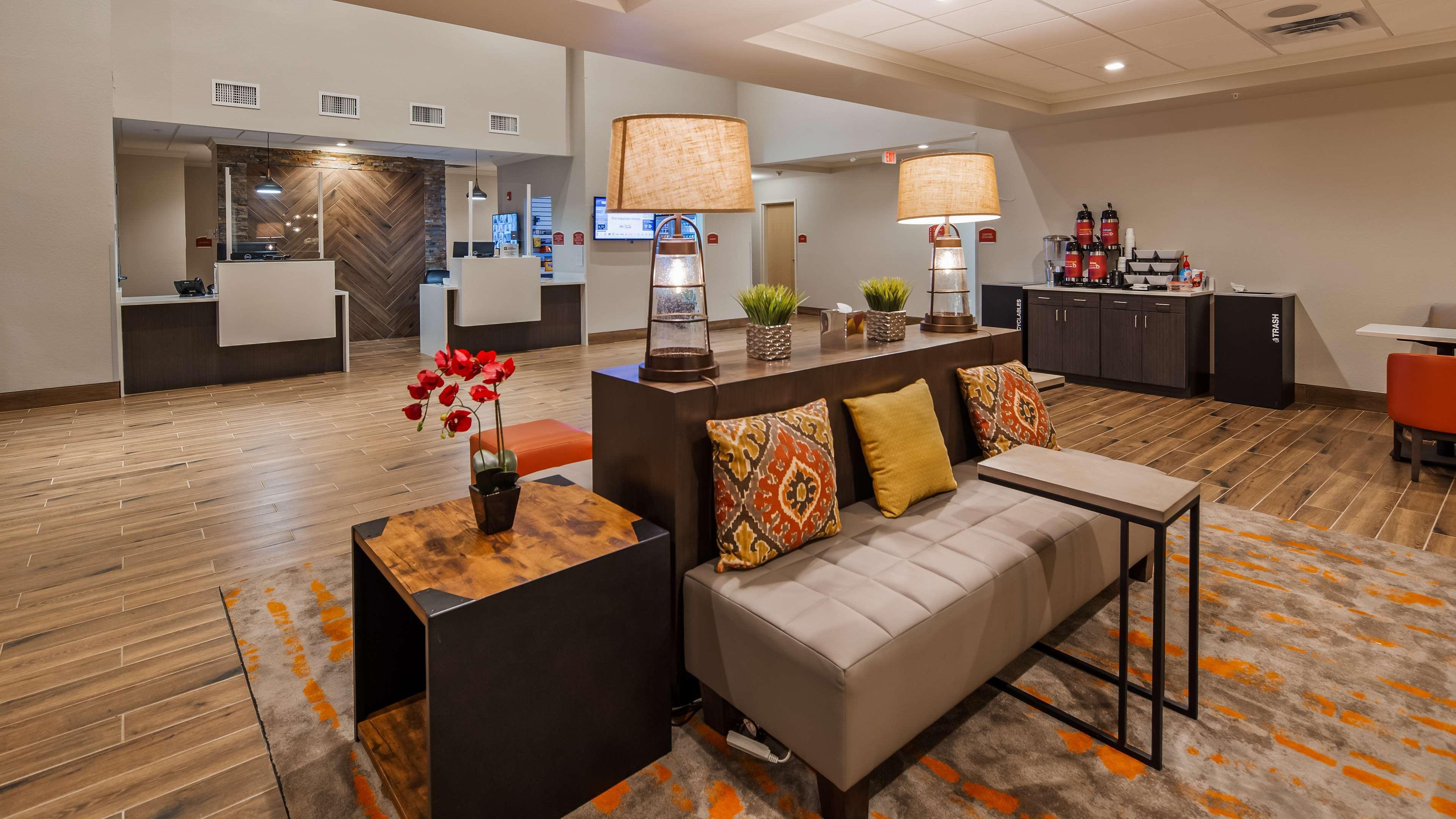 Best Western Plus Elizabethtown Inn & Suites Екстериор снимка